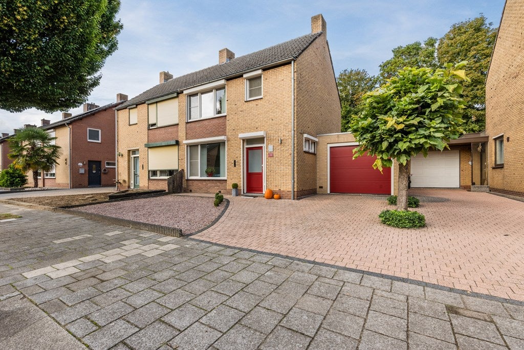 Huis Begoniastraat 43 in Echt