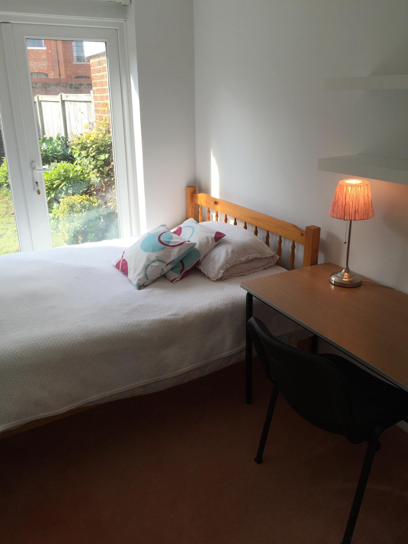Flat Kingsmead Road in Canterbury