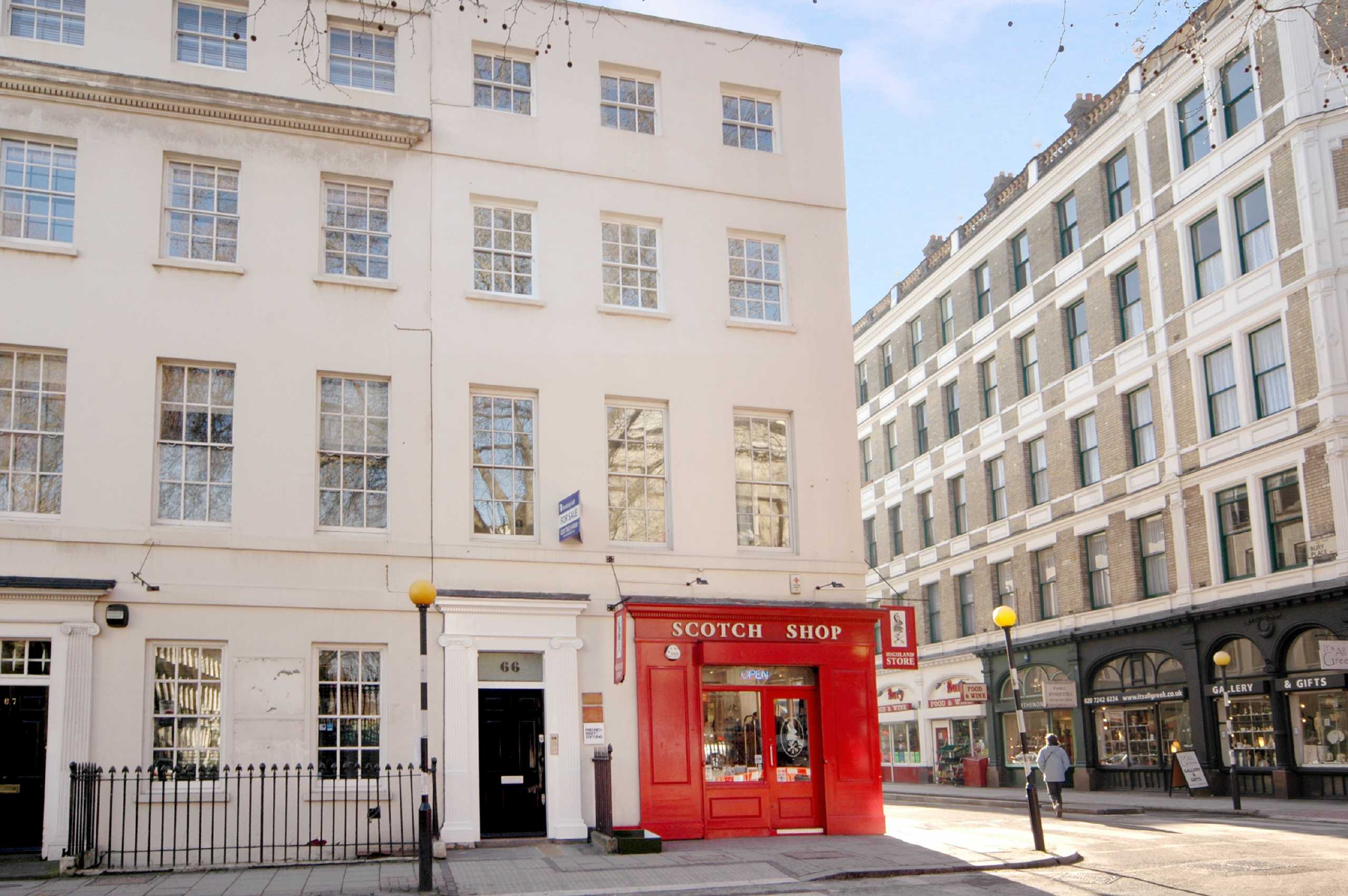Flat Great Russell Street in Greater London