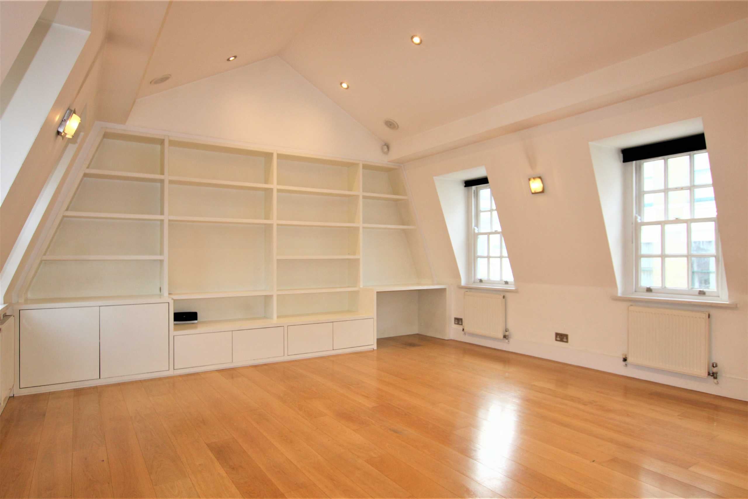 Flat Great Russell Street in Greater London