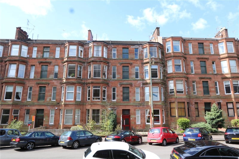 Flat Dudley Drive in Glasgow