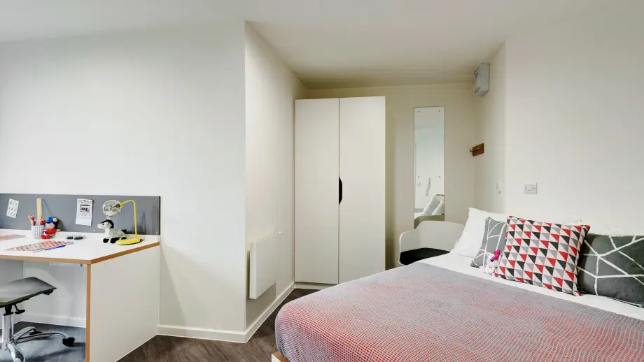 Room Nelson Street in Bristol