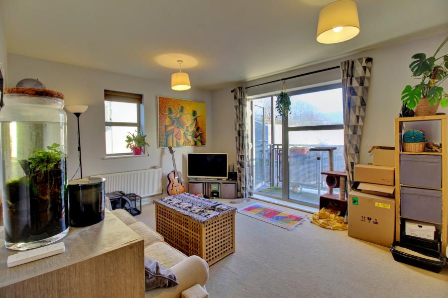 Flat Talavera Close in Bristol