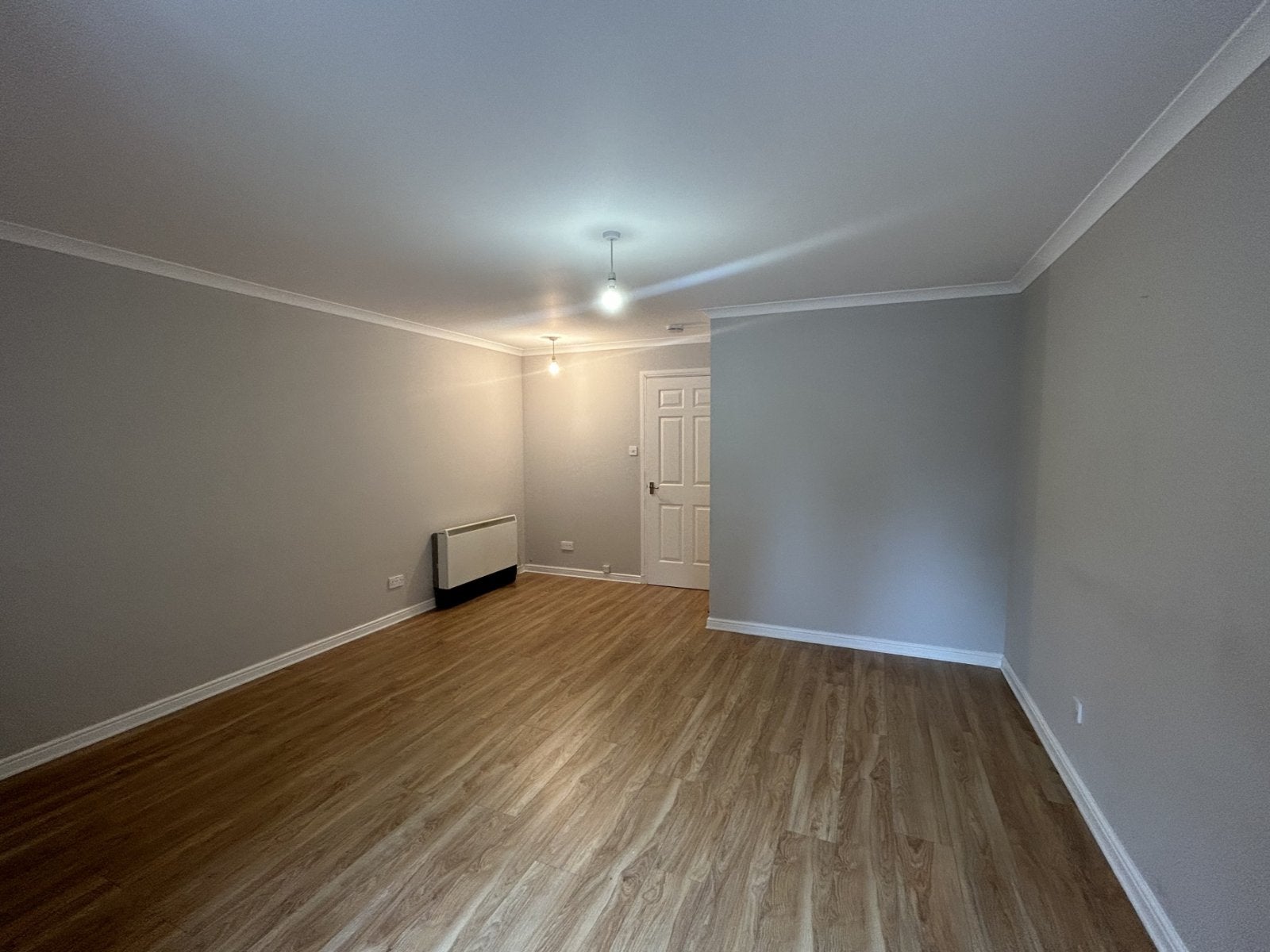 Flat Poplar Lane in City of Edinburgh