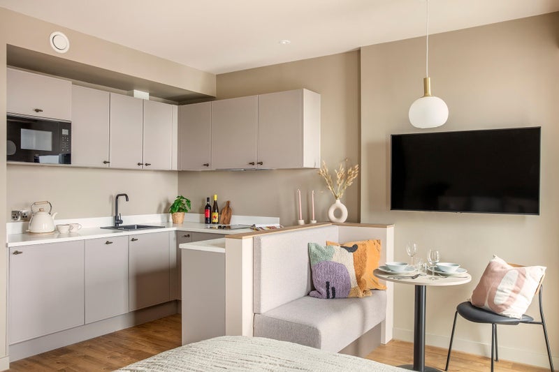 Flat First Way in Greater London