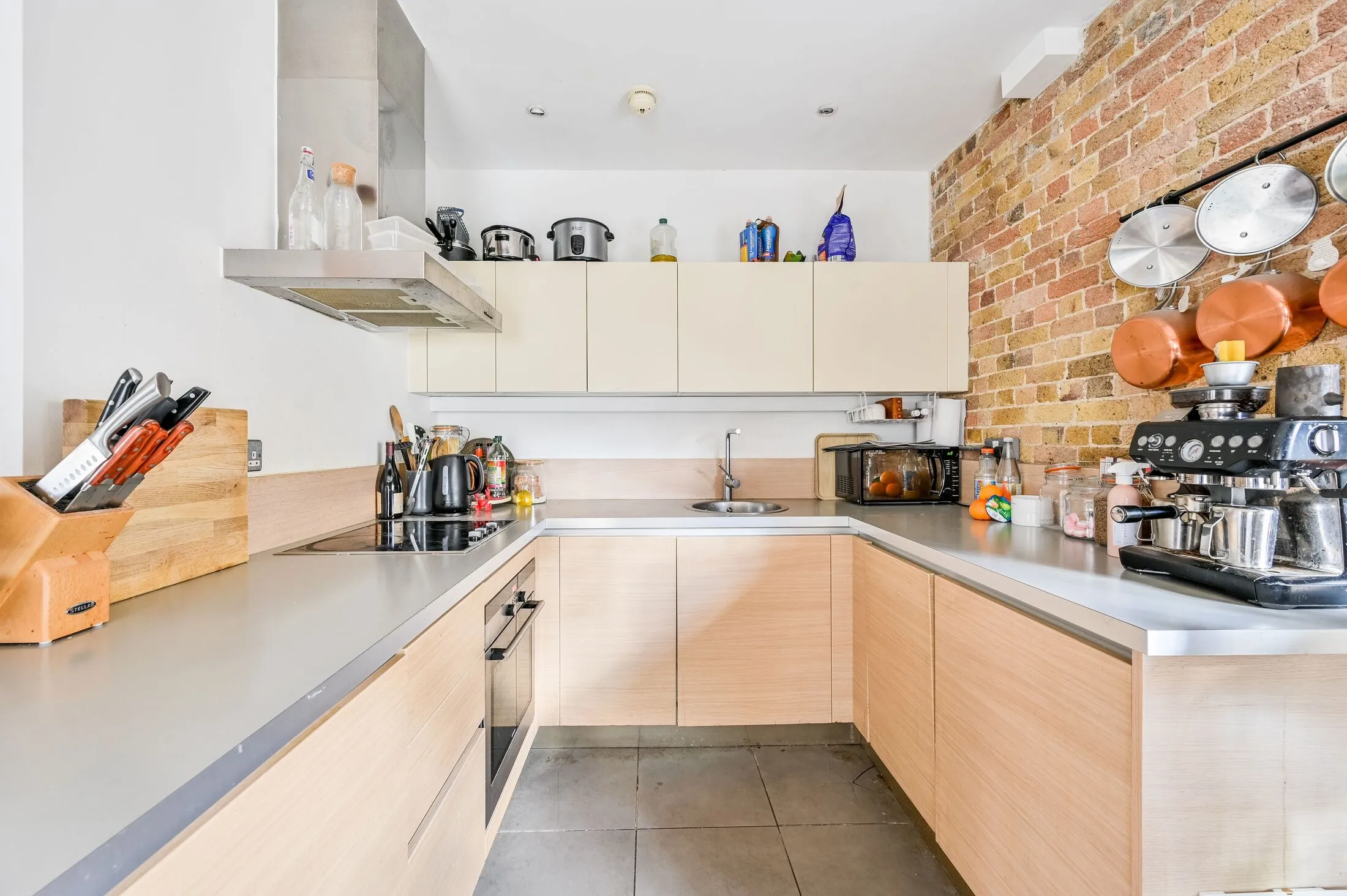 Flat Marlborough Road in Greater London