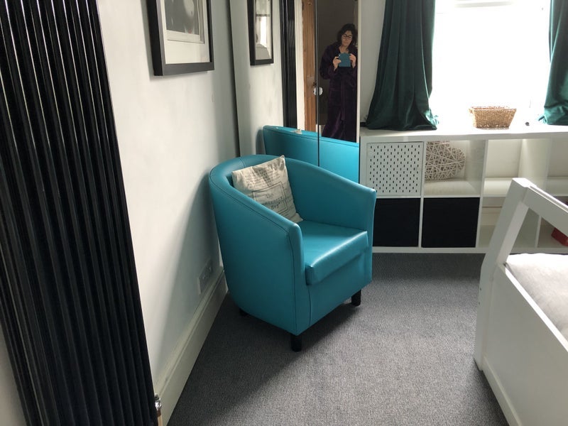 Room Charborough Road in Bristol