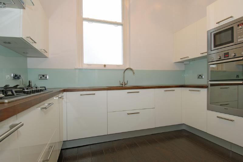 House Belsize Park Gardens in Greater London
