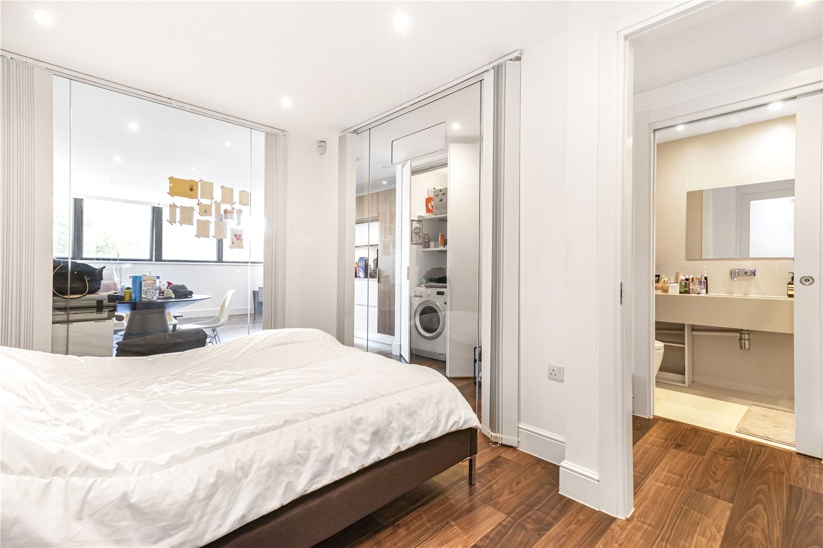 Flat Finchley Road in Greater London