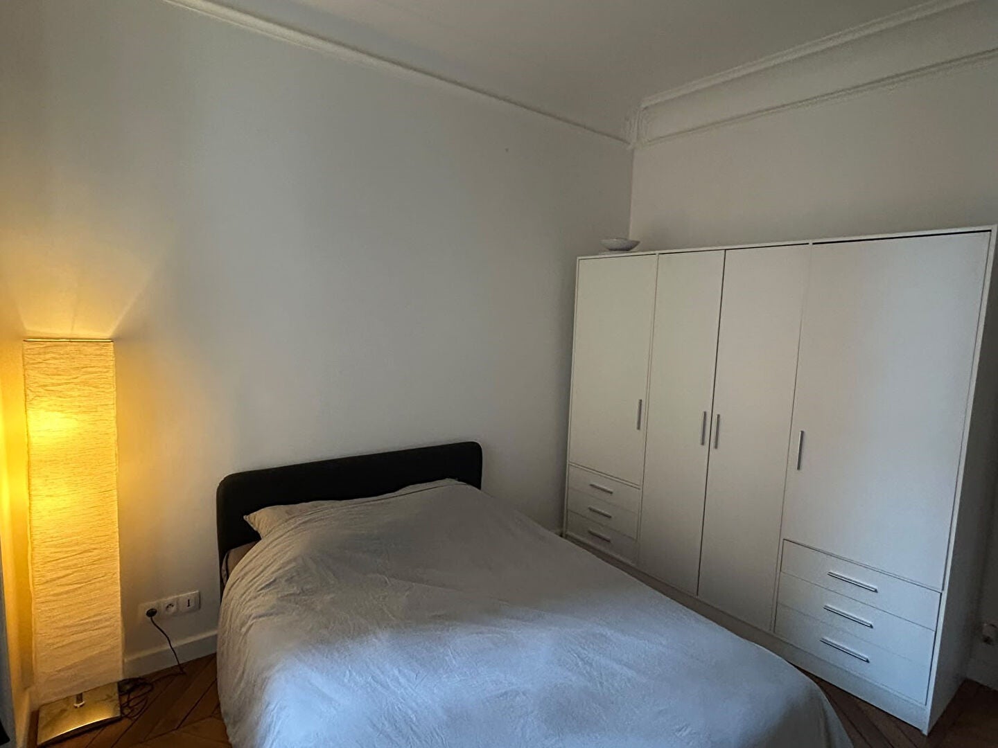 Flat Rue Henri Rochefort in Paris