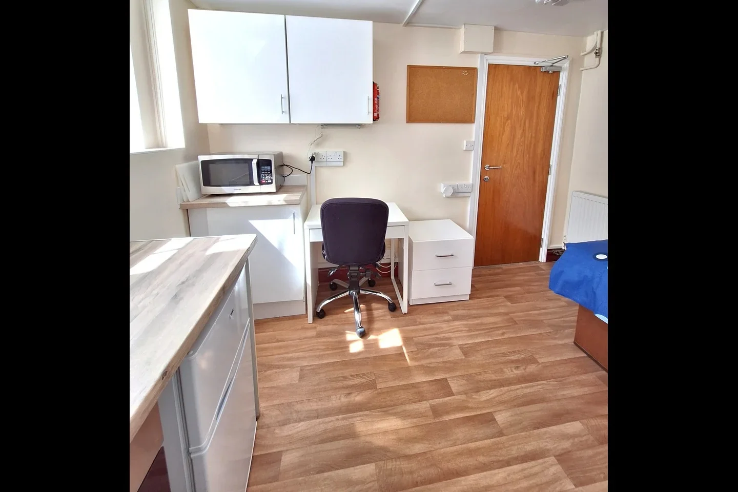 Room Balls Pond Road in Greater London