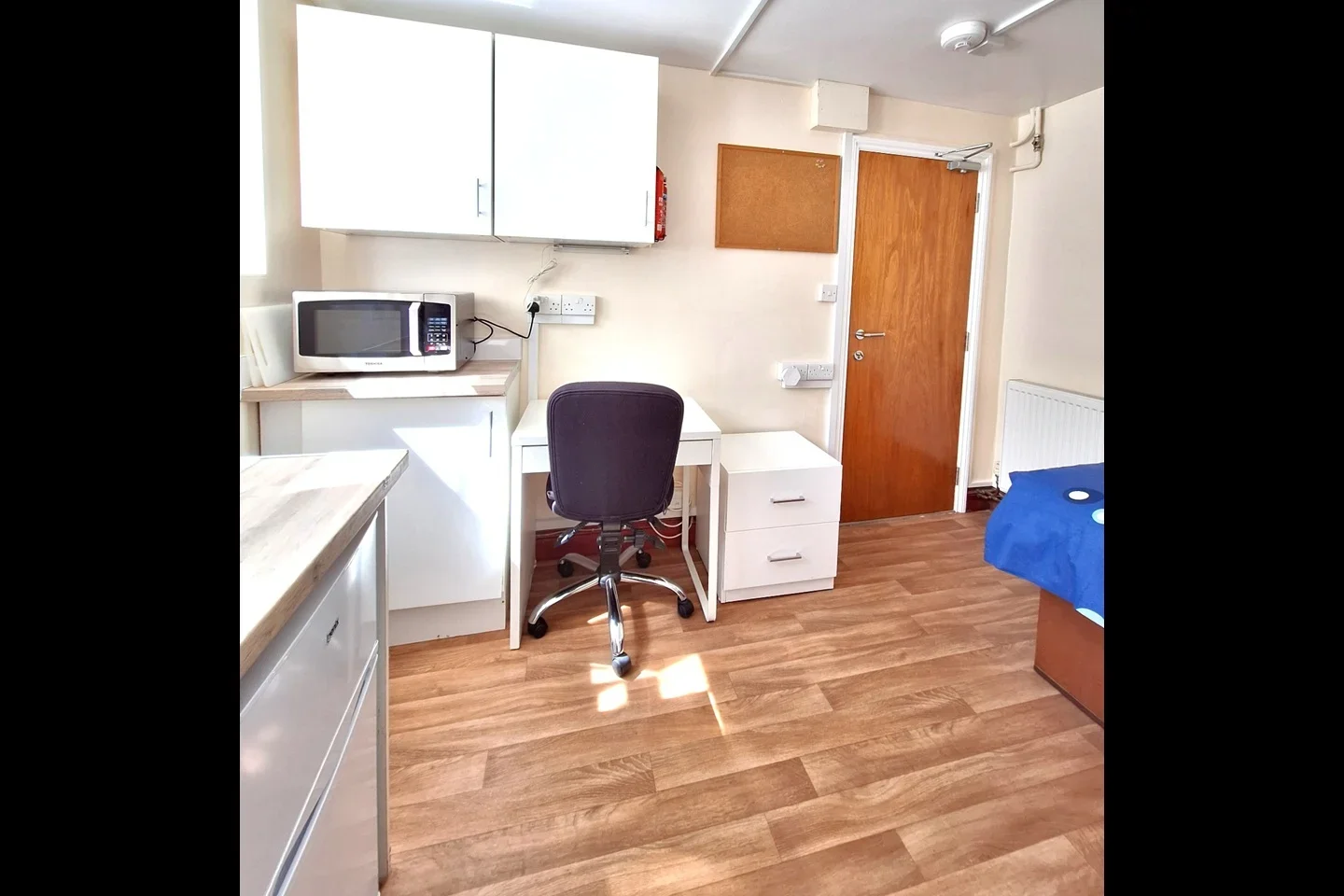 Room Balls Pond Road in Greater London