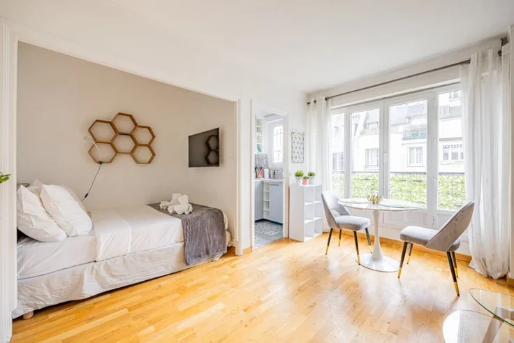Flat Rue du Dobropol in Paris