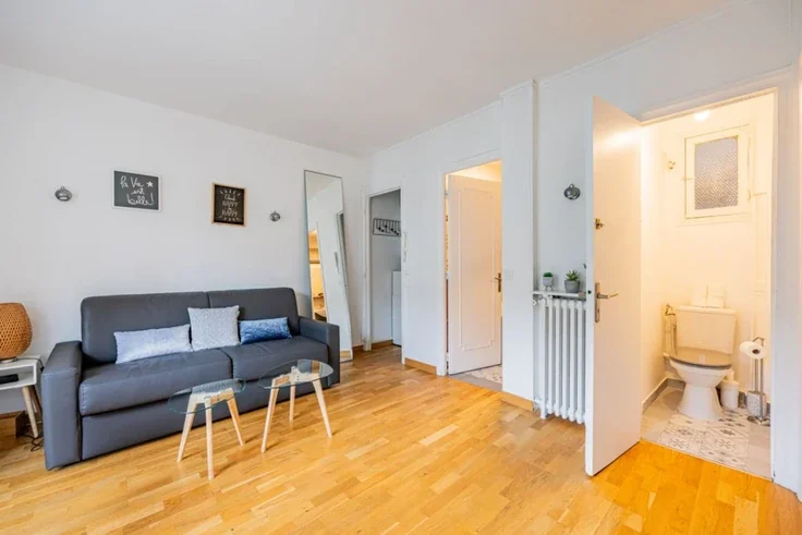 Appartement Rue du Dobropol à Paris