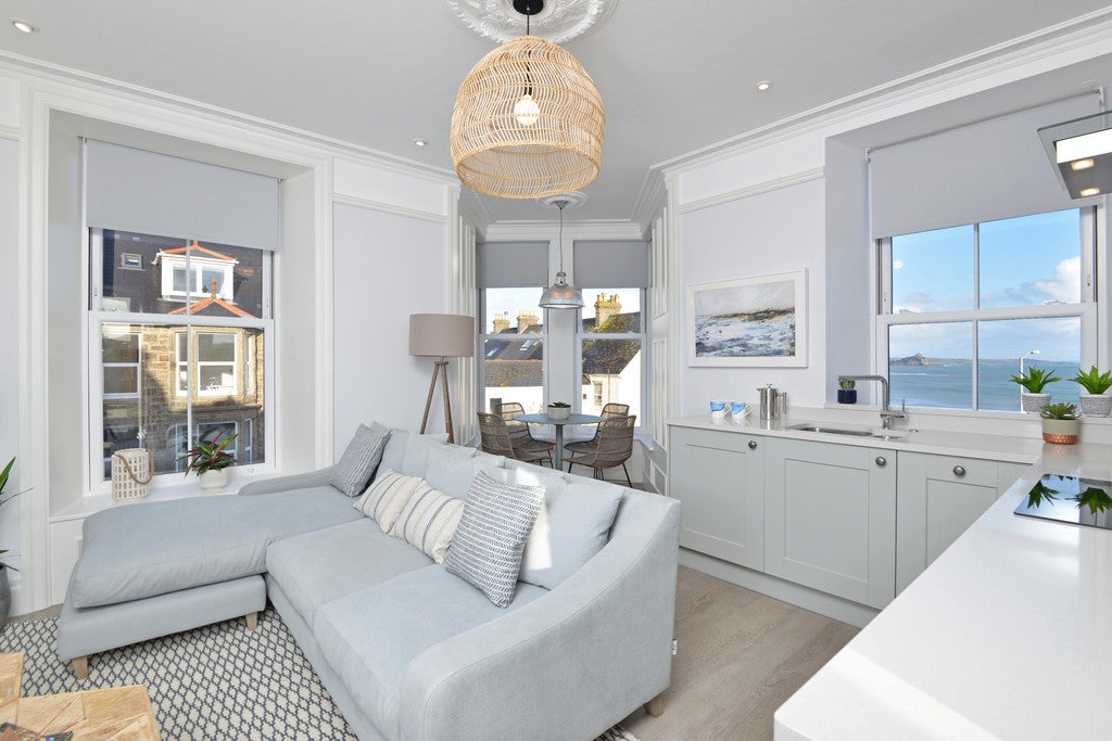 Flat Lannoweth Road in Penzance