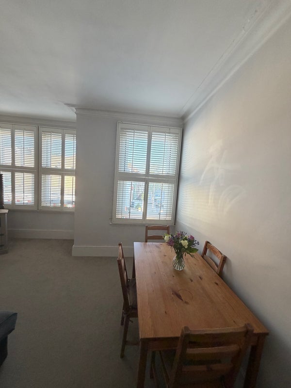 Room Brightwell Crescent in Greater London