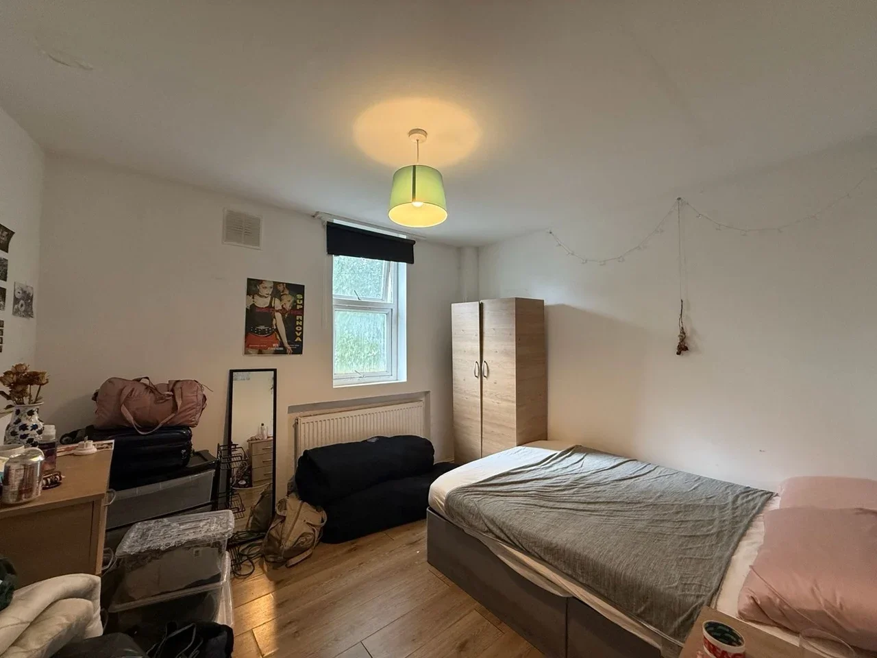 Flat Medwin Street in Greater London