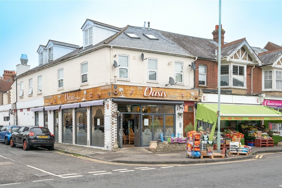 Flat Hatfield Road in St Albans