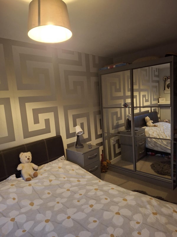 Room Carmel Close in Poole