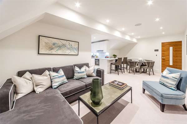 Flat Rainville Road in Greater London