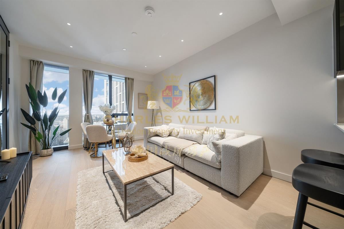 Flat Nine Elms Lane in Greater London