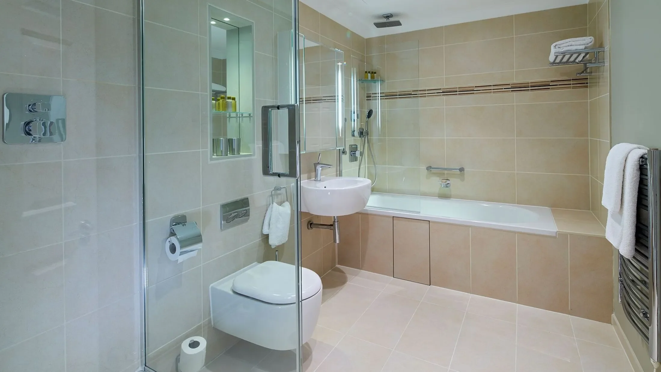 Flat Watling Street in City of London