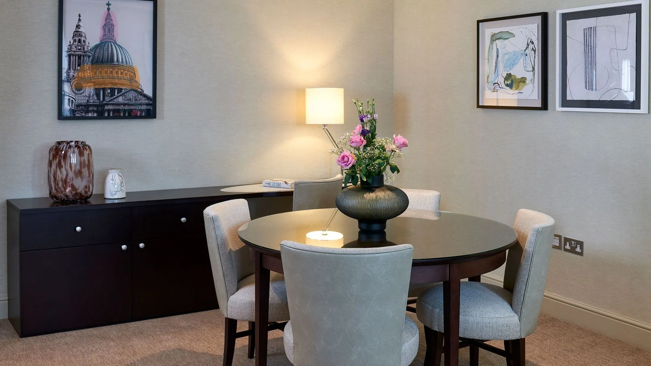 Flat Watling Street in City of London