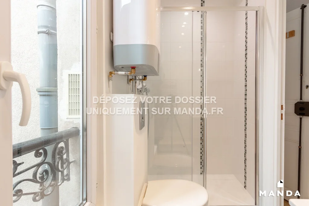 Flat Rue de Saussure in Paris