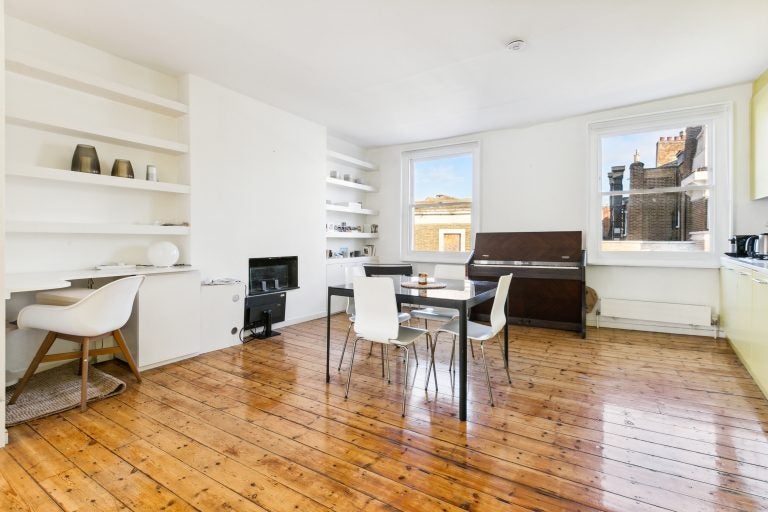 Flat Westbourne Park Road in Greater London