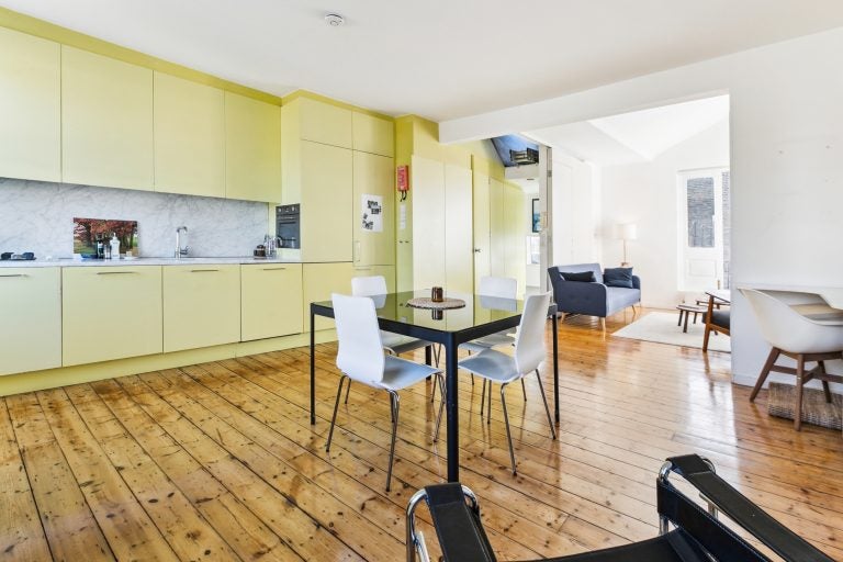 Flat Westbourne Park Road in Greater London