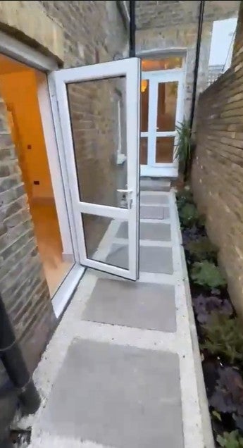 Flat Lavender Sweep in Greater London