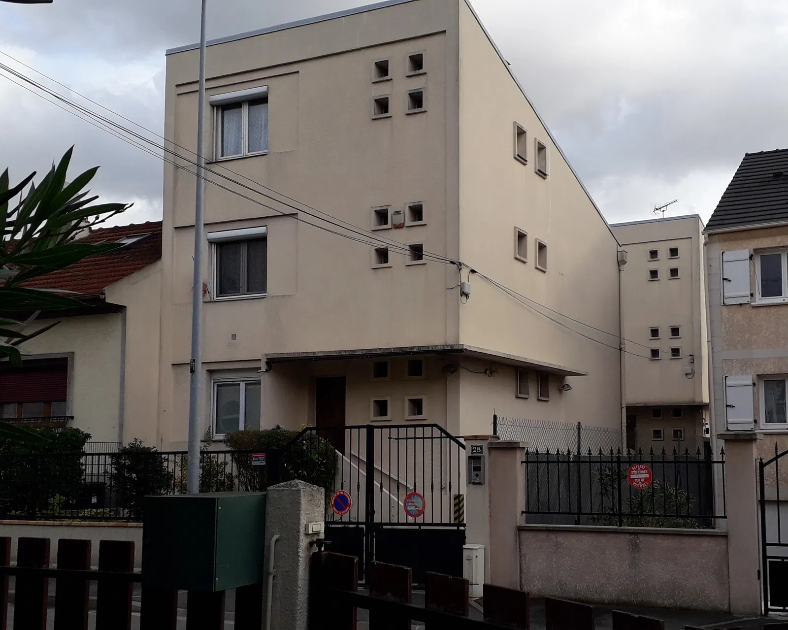 Chambre Avenue Massenet à Le Blanc-Mesnil