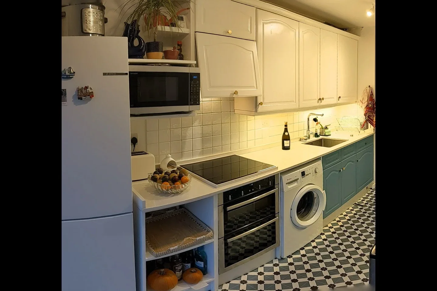Flat Carlton Drive in Greater London