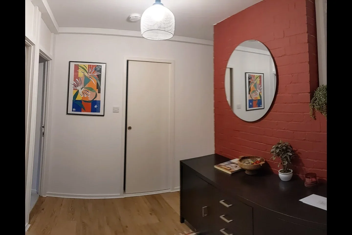 Flat Carlton Drive in Greater London