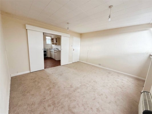 Flat West Street in Blandford Forum