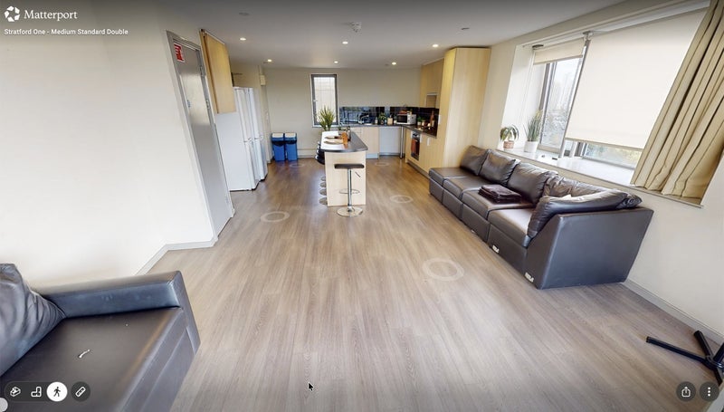 Room International Way in Greater London