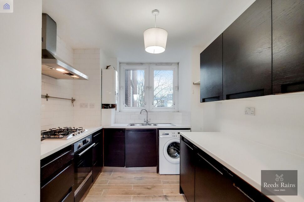 Flat Baylis Road in Greater London