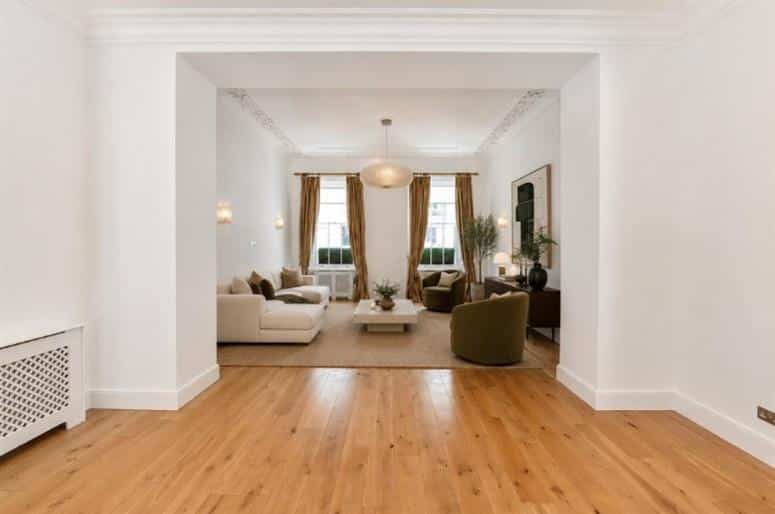 Flat Eaton Place in City of Westminster