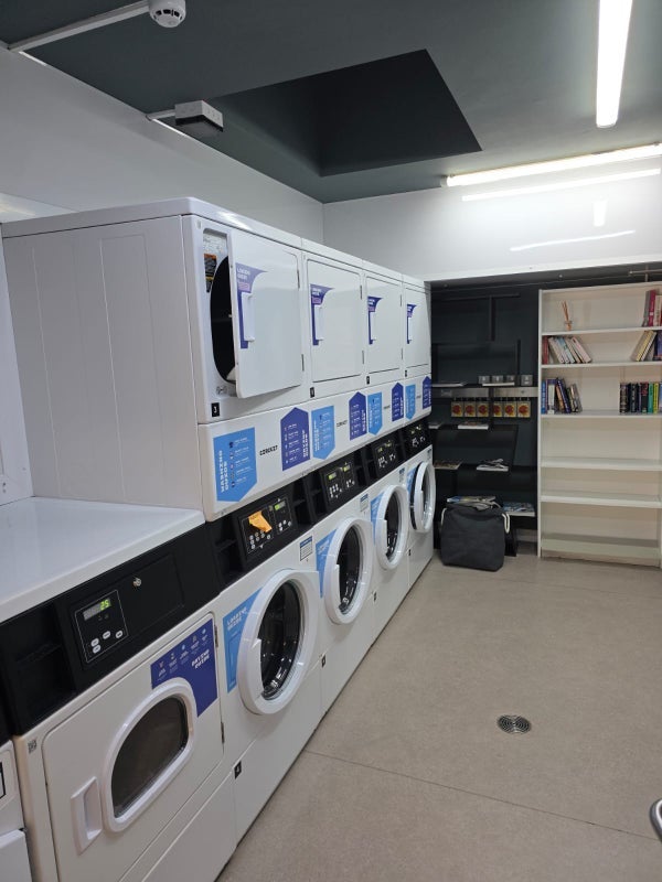 Room Holloway Road in Greater London
