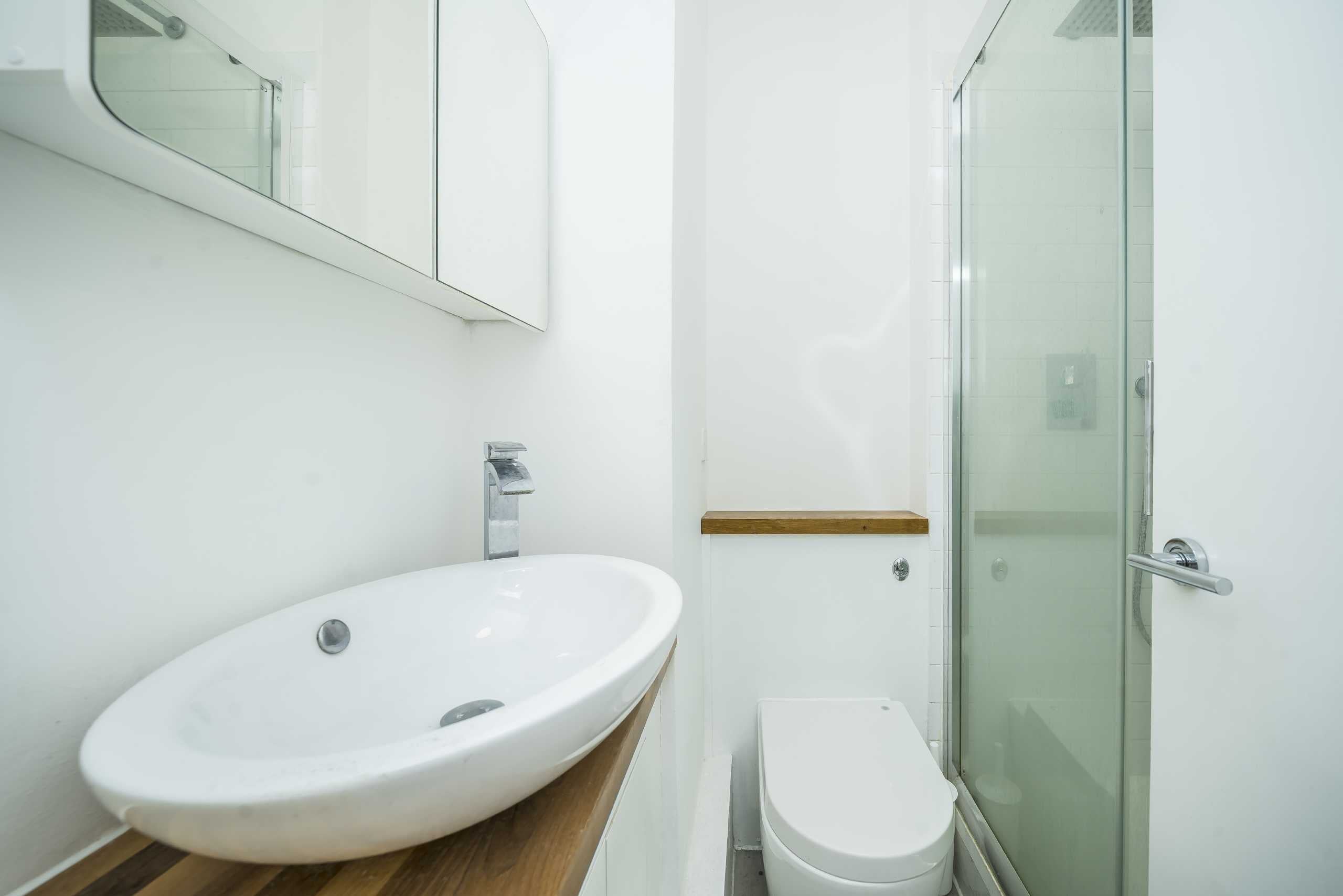 Flat Woburn Place in Greater London