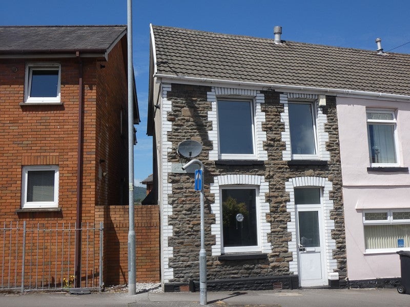 House Pen Y Dre in Neath