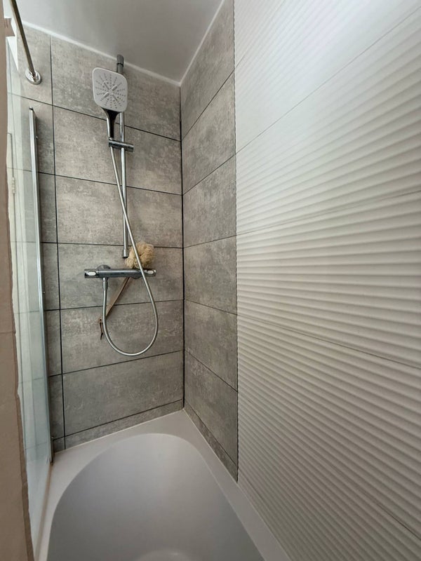 Room Deering Close in Bristol