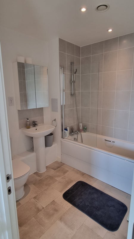 Room Praed Mews in City of Westminster