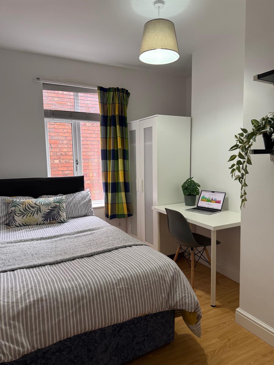 Flat Melton Road in Nottingham