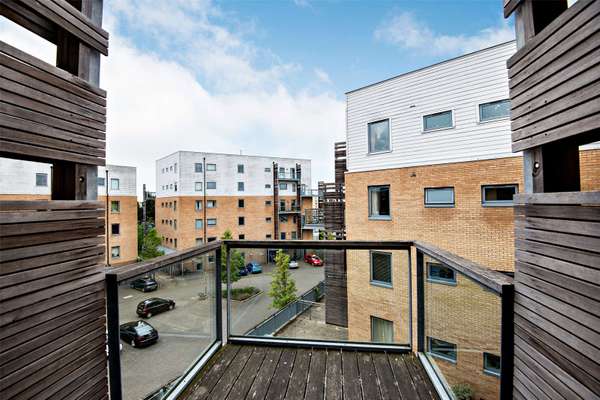 Flat Rustat Avenue in Cambridge
