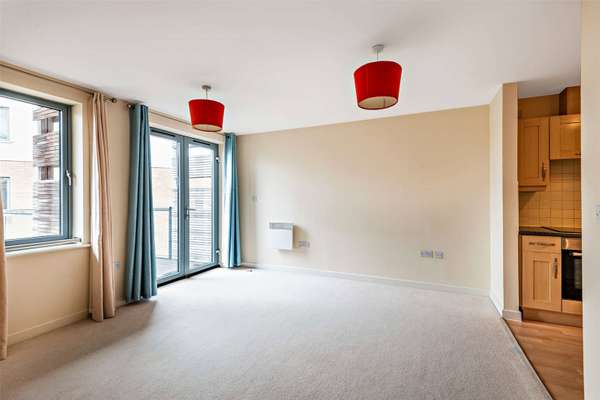Flat Rustat Avenue in Cambridge