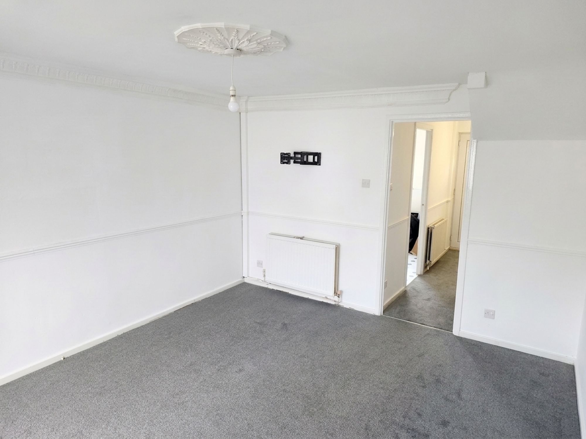 House Northbank Close in Strood