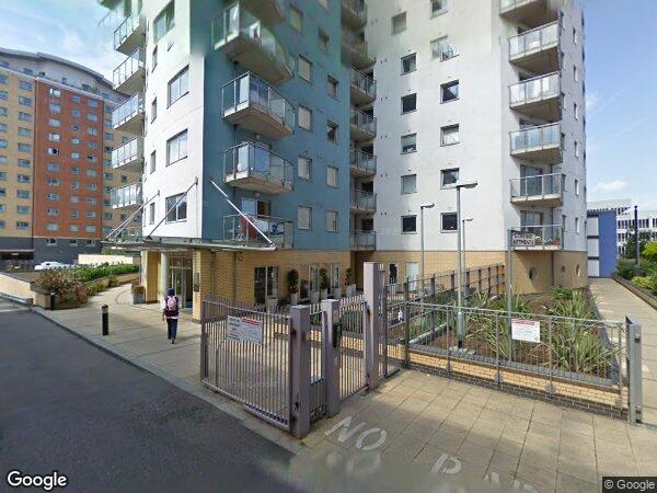 Flat Axon Place in Greater London