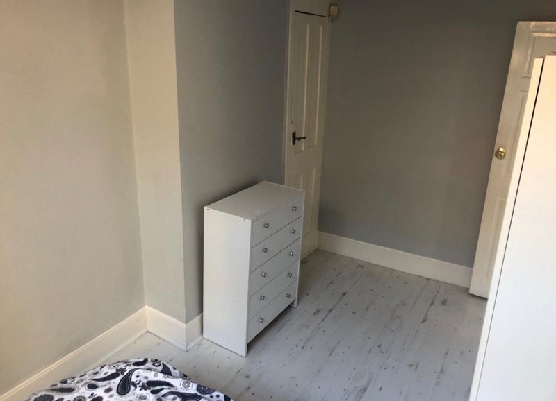 Room Ellesmere Road in Greater London