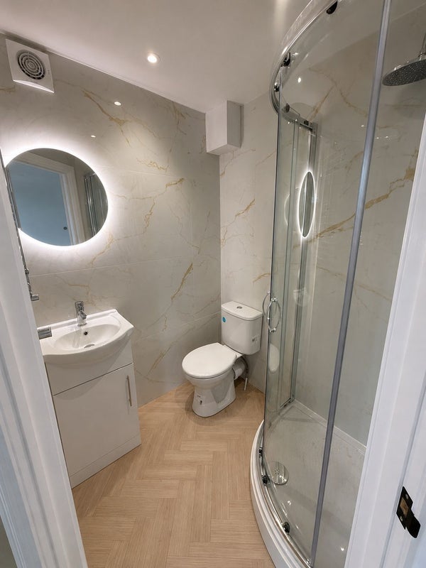 Room Haywood Road in Nottingham